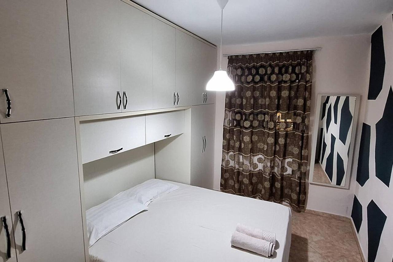 Promenade Apartment In City Centre Berat Dış mekan fotoğraf