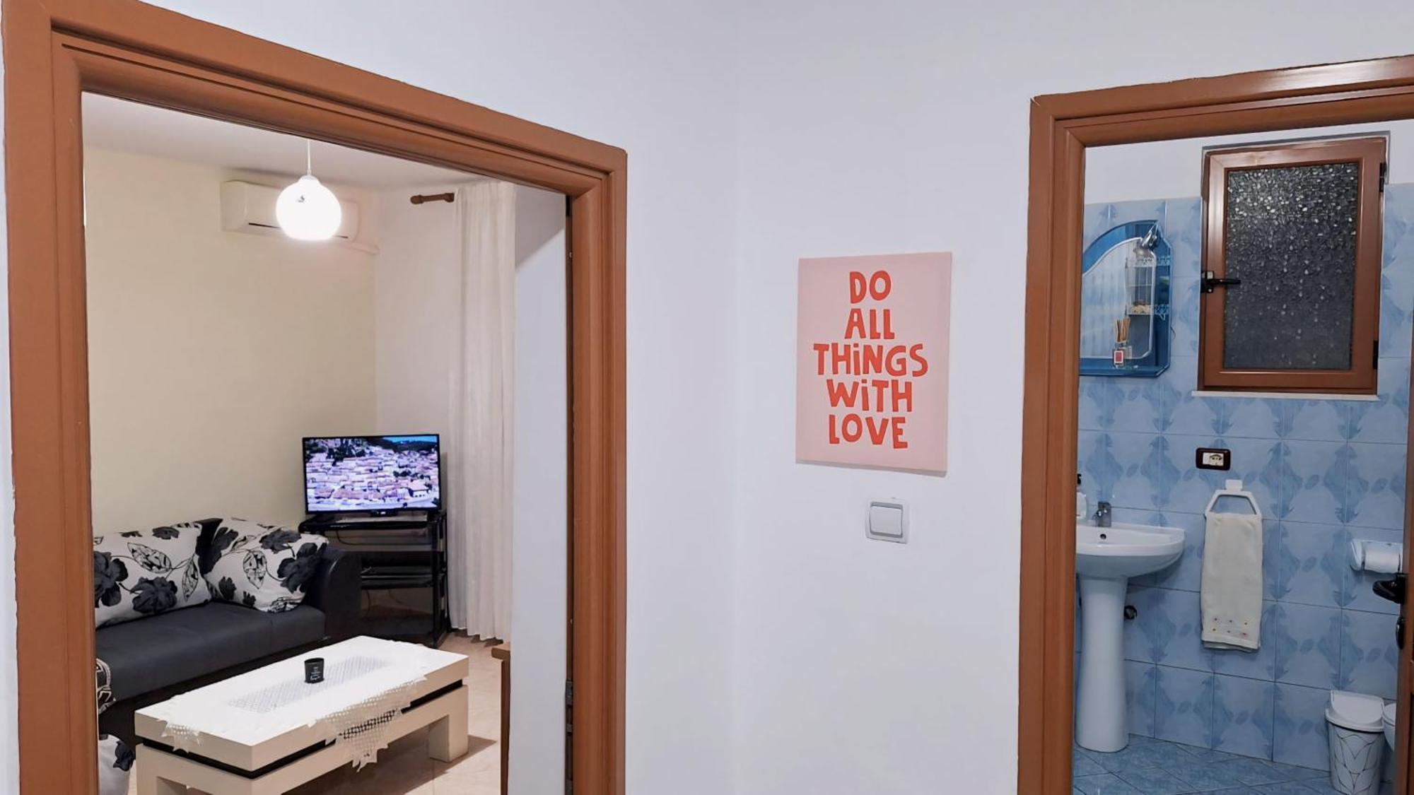 Promenade Apartment In City Centre Berat Dış mekan fotoğraf